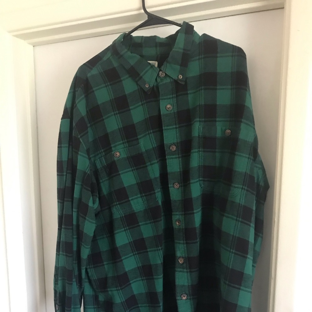 Free swinging flannel